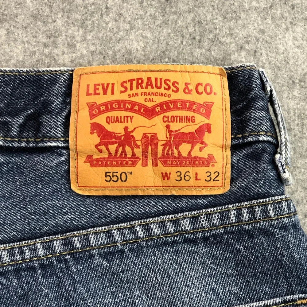 Levi's Mens 550 Relaxed Fit Jeans 36x32 Blue Medium Wash Tapered Leg Denim